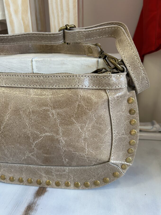 Bolso Bandolera Tachas Topo