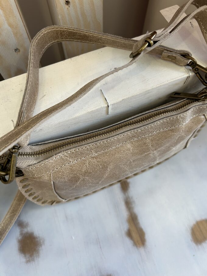 Bolso Bandolera Tachas Topo