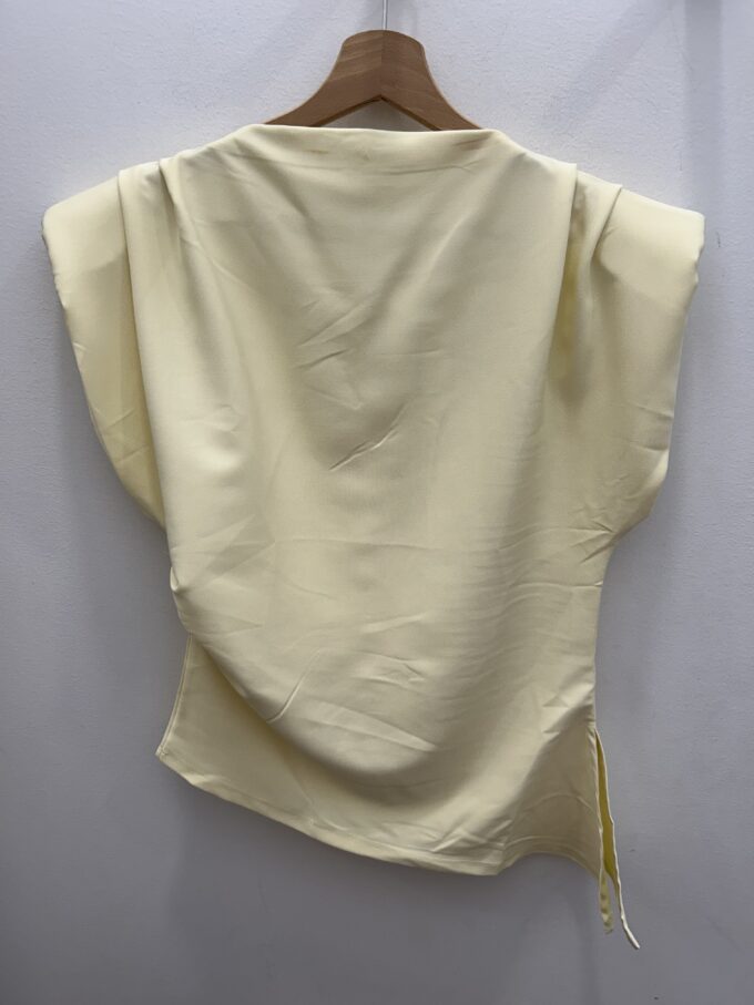Camiseta Hombreras Amarilla