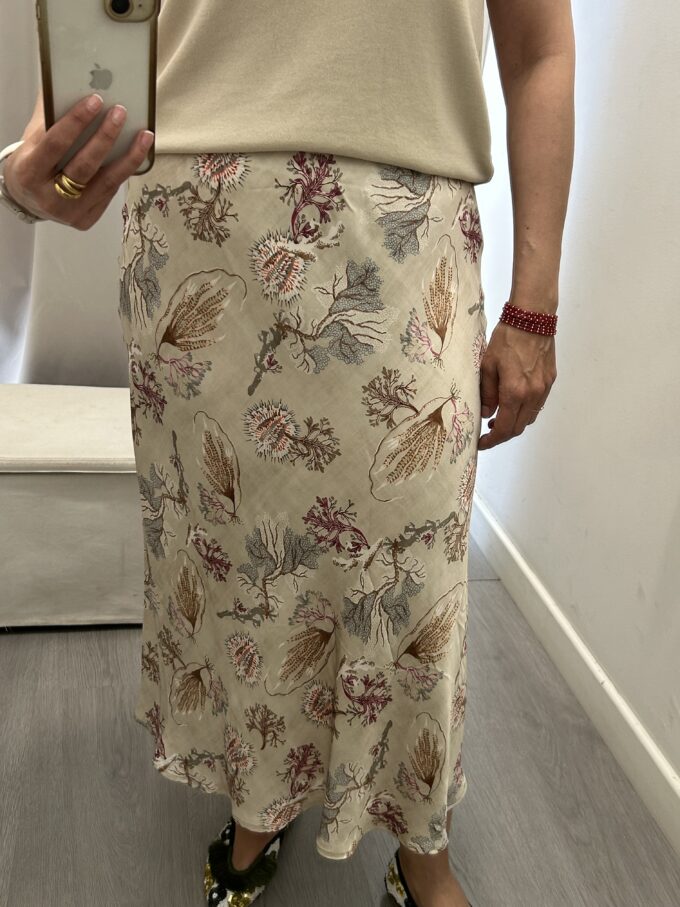 Falda Raso Flores Beige