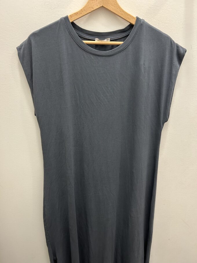 Vestido Camiseta Gris Azulado