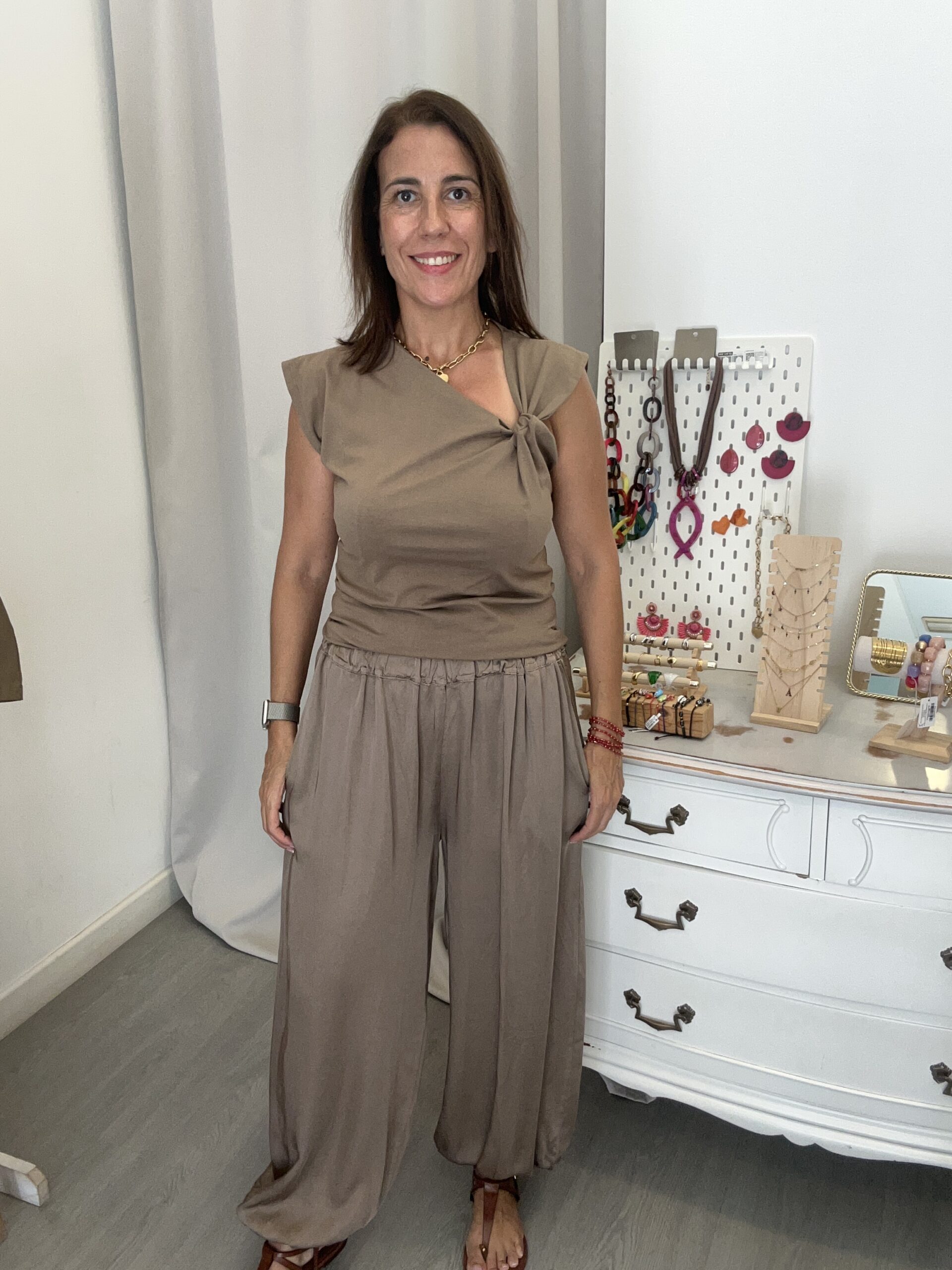 Pantalón Bombacho Raso Taupe
